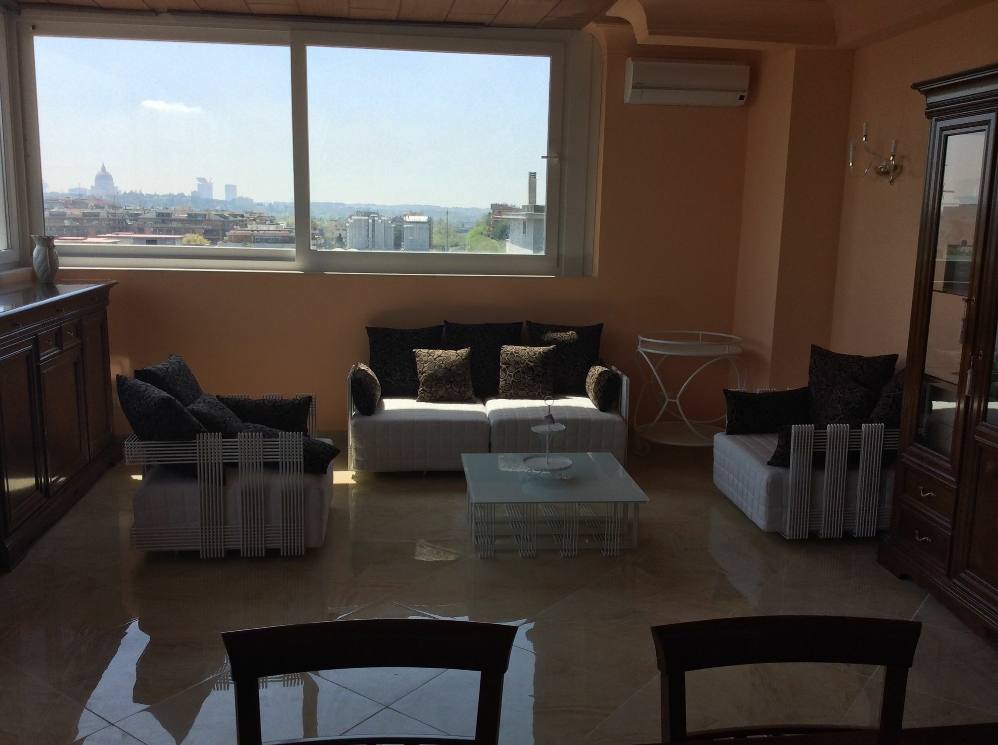 The Sun House Hotel Рим Екстериор снимка