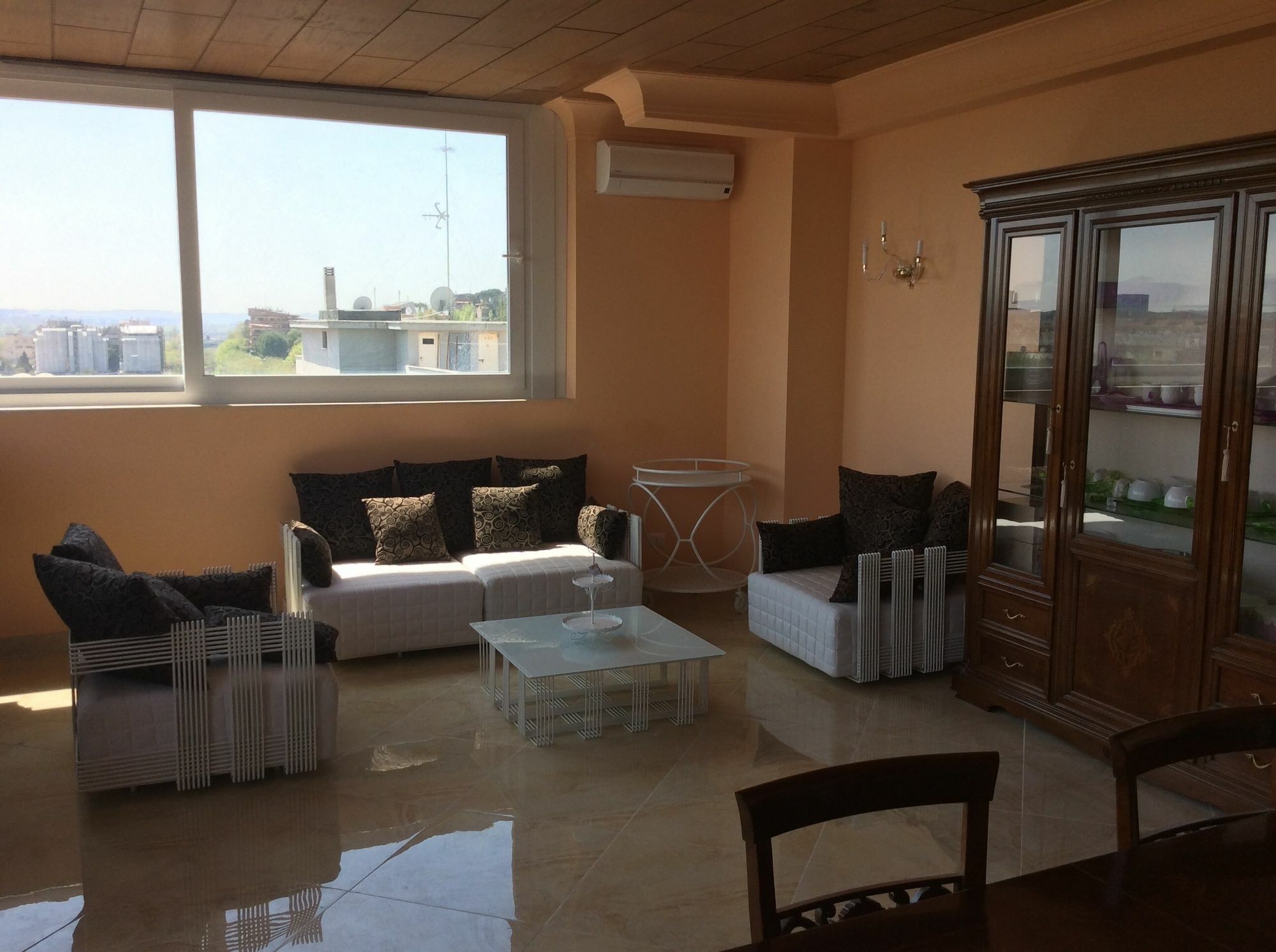 The Sun House Hotel Рим Екстериор снимка
