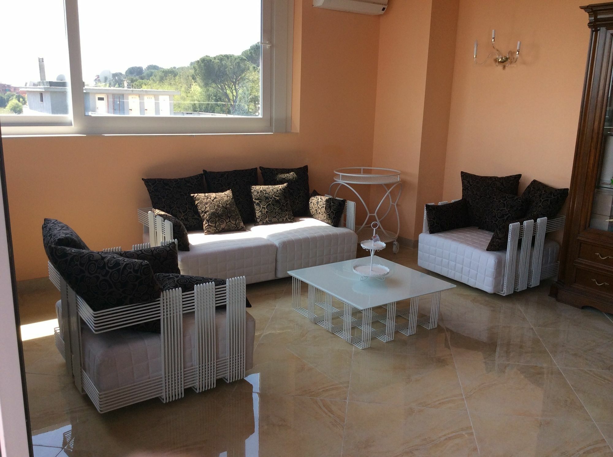 The Sun House Hotel Рим Екстериор снимка
