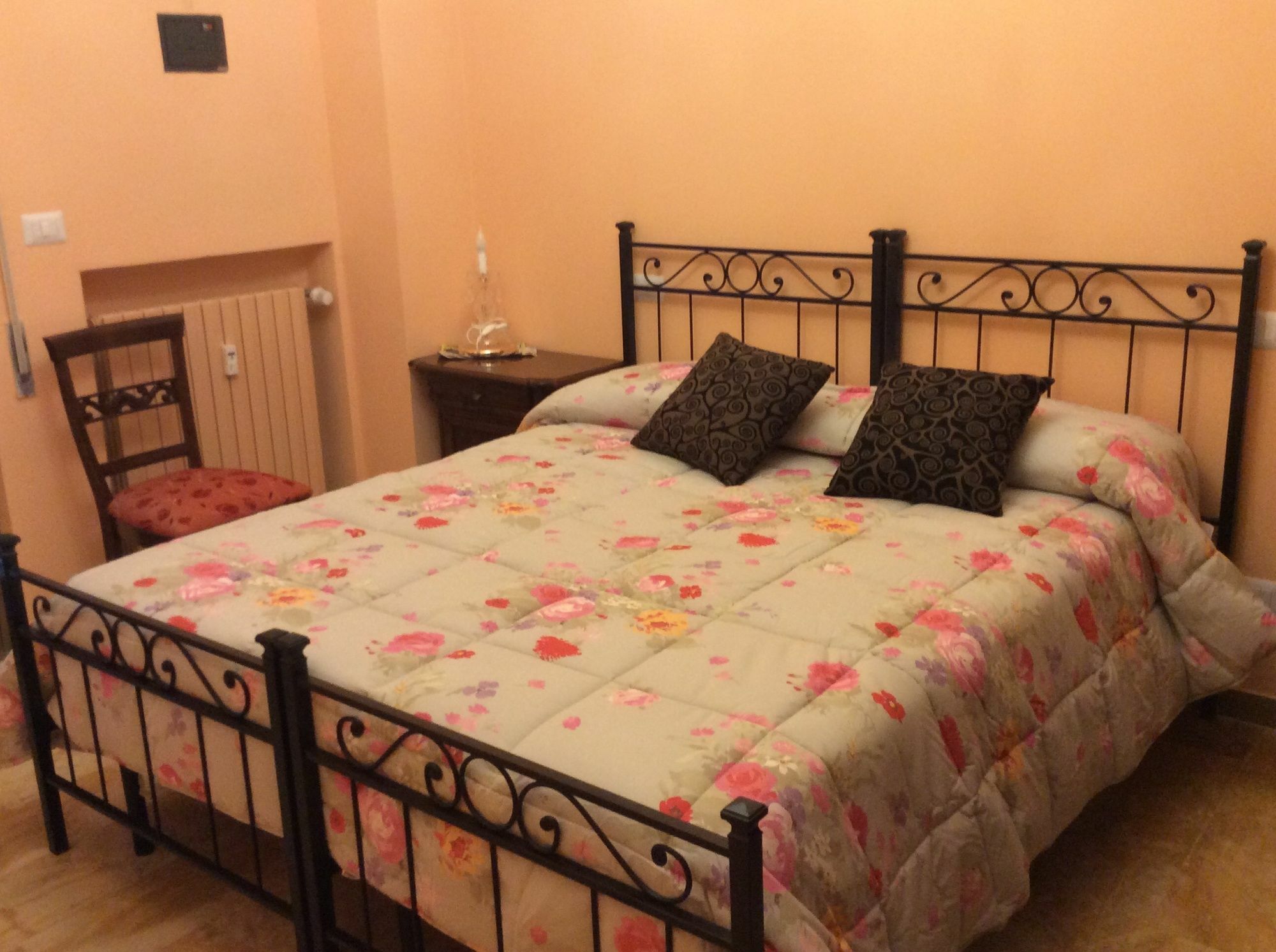 The Sun House Hotel Рим Екстериор снимка