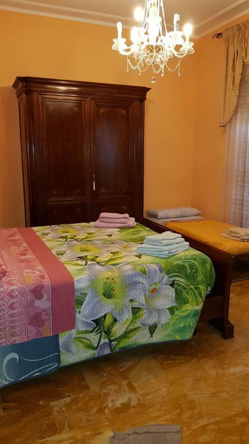 The Sun House Hotel Рим Екстериор снимка
